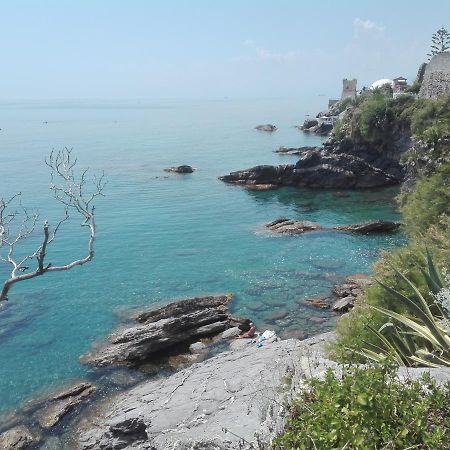 Appartement Un Tuffo In Mare à Gênes Extérieur photo