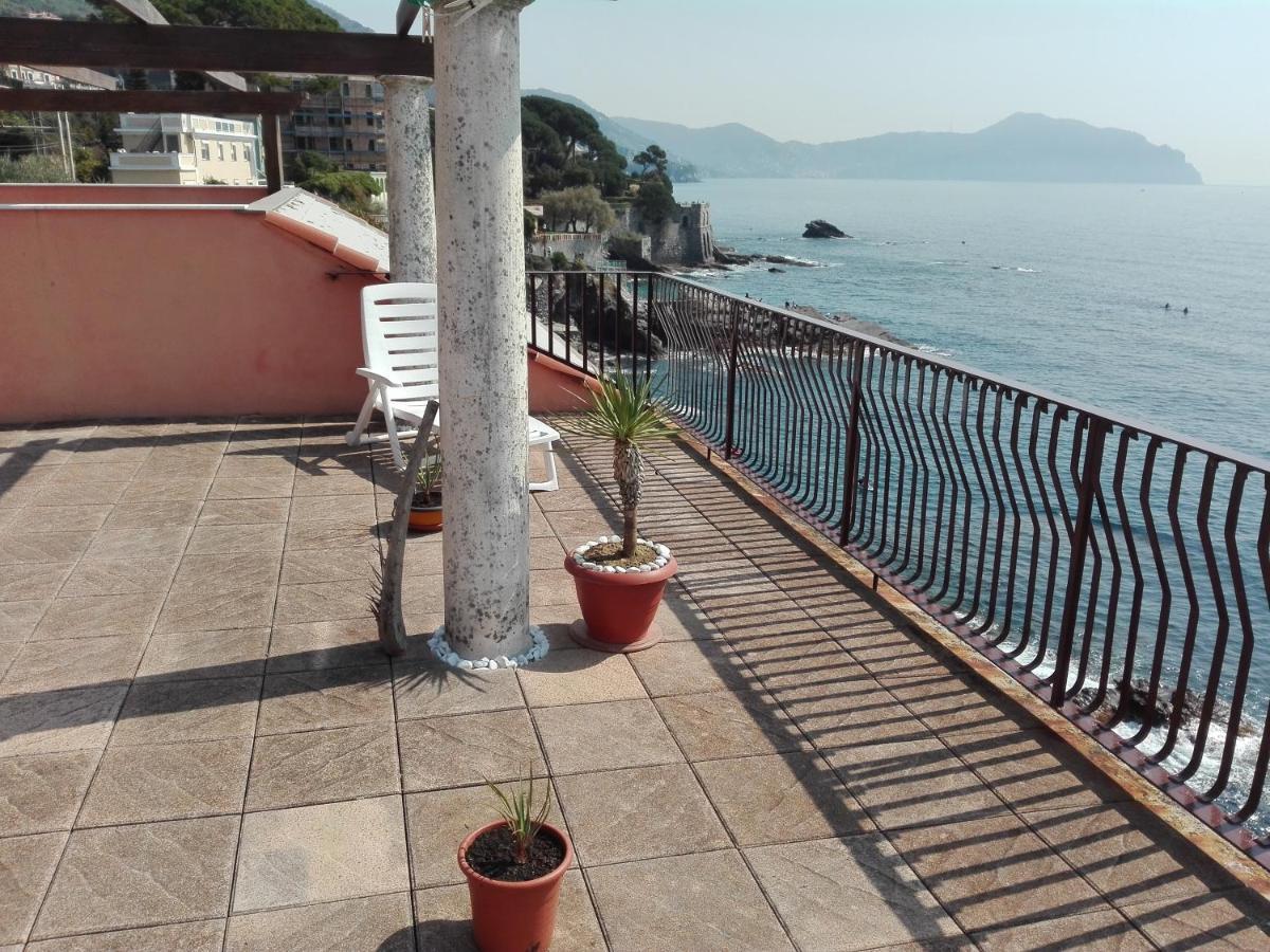 Appartement Un Tuffo In Mare à Gênes Extérieur photo