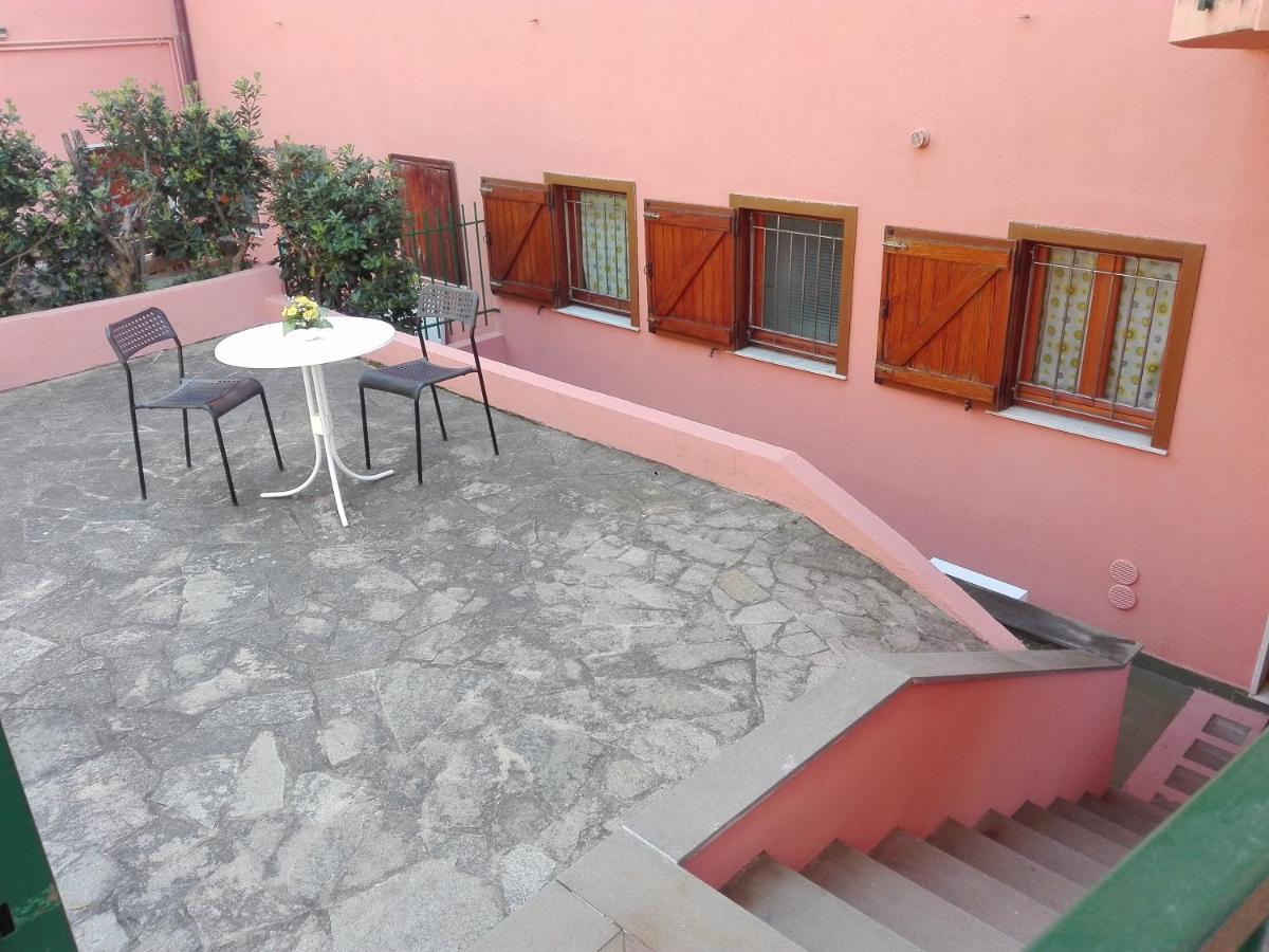 Appartement Un Tuffo In Mare à Gênes Extérieur photo