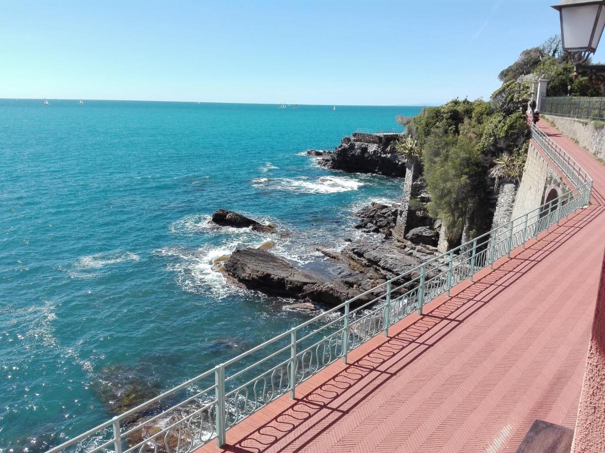 Appartement Un Tuffo In Mare à Gênes Extérieur photo